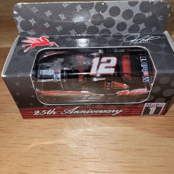 Die cast - Picture 1 of 3